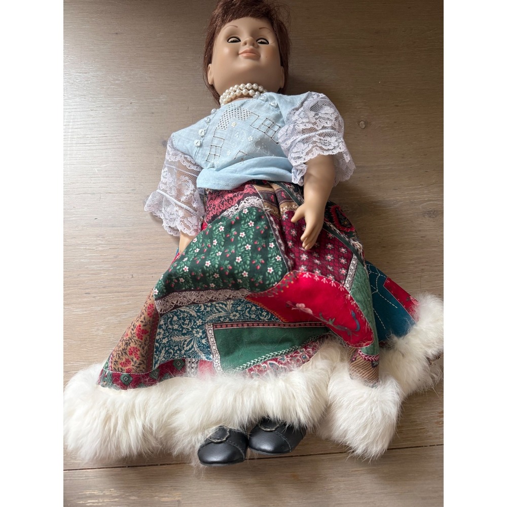 Vintage 1998 Our Generation Battat Inch Doll Blue Eyes Auburn Braid w/rabbit fur